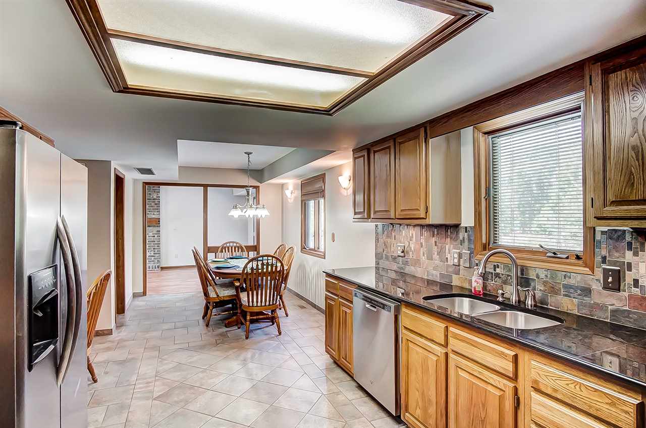 8412 Stand Ridge Run Fort Wayne, IN 46825 - Photo 15 of 36 Gallery Image 15