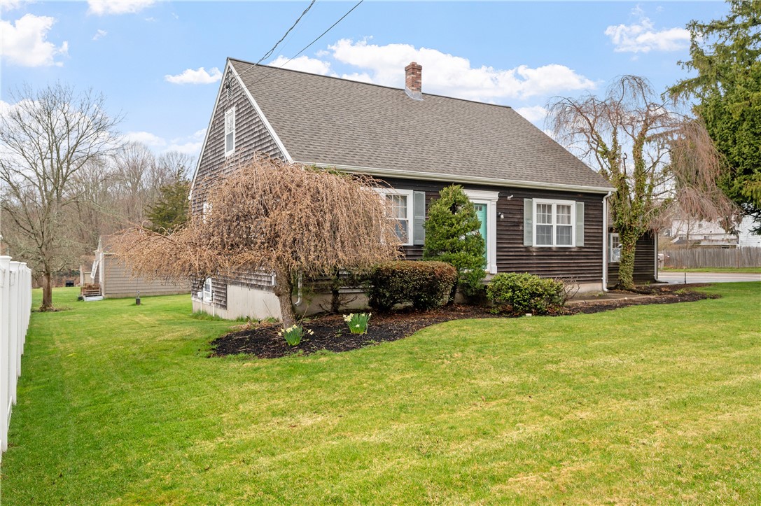 2460 Mendon Road Cumberland, RI 02864 - Photo 25 of 31