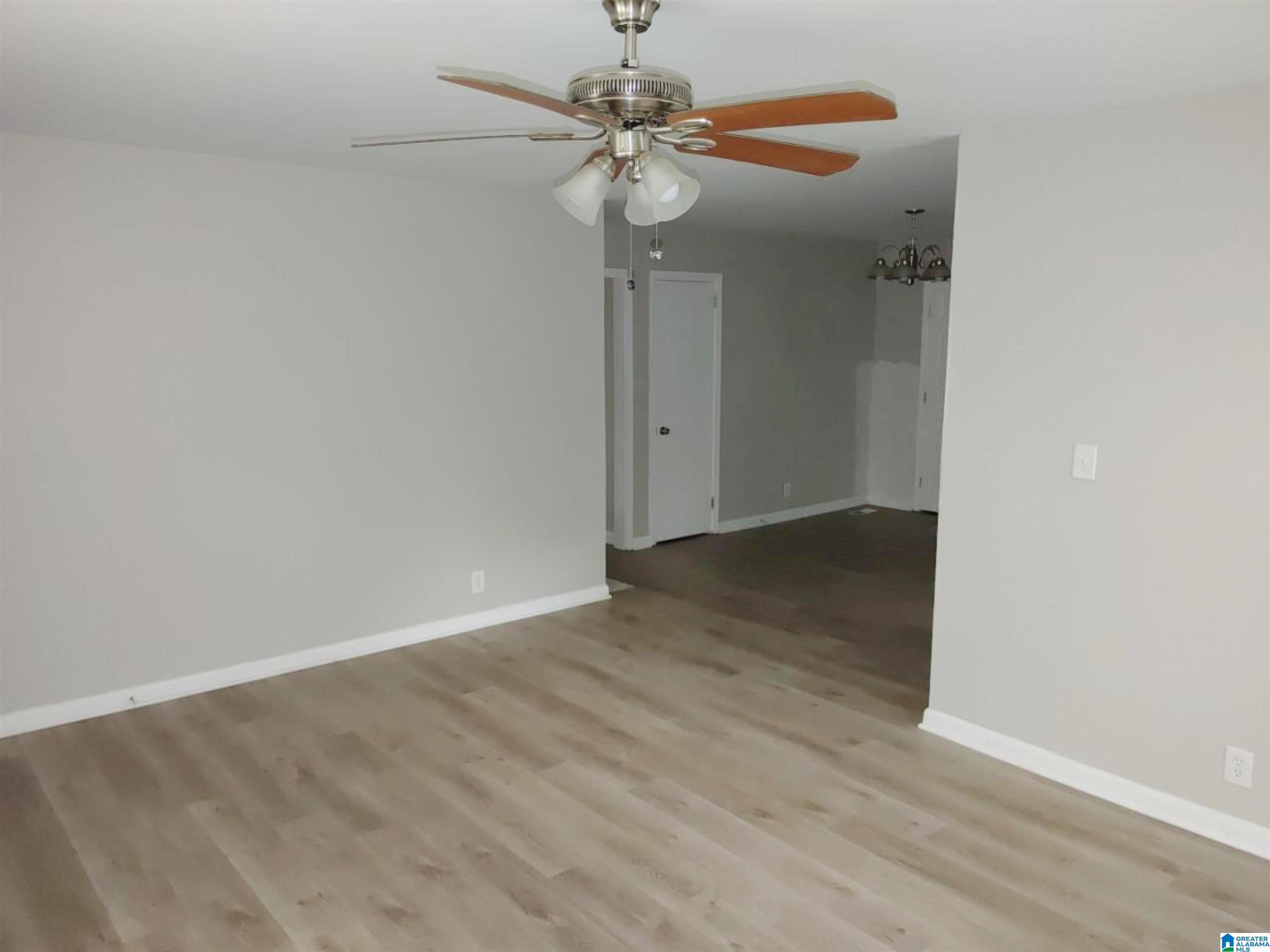 947 Rutledge Drive Fairfield, AL 35064 - Photo 7 of 16
