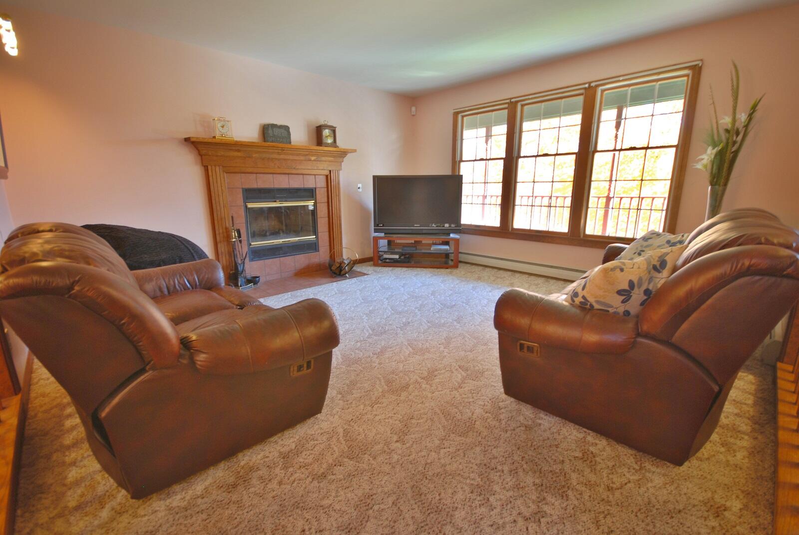 34 Taralaine Road Sebago, ME 04029 - Photo 29 of 63 liv rm 2