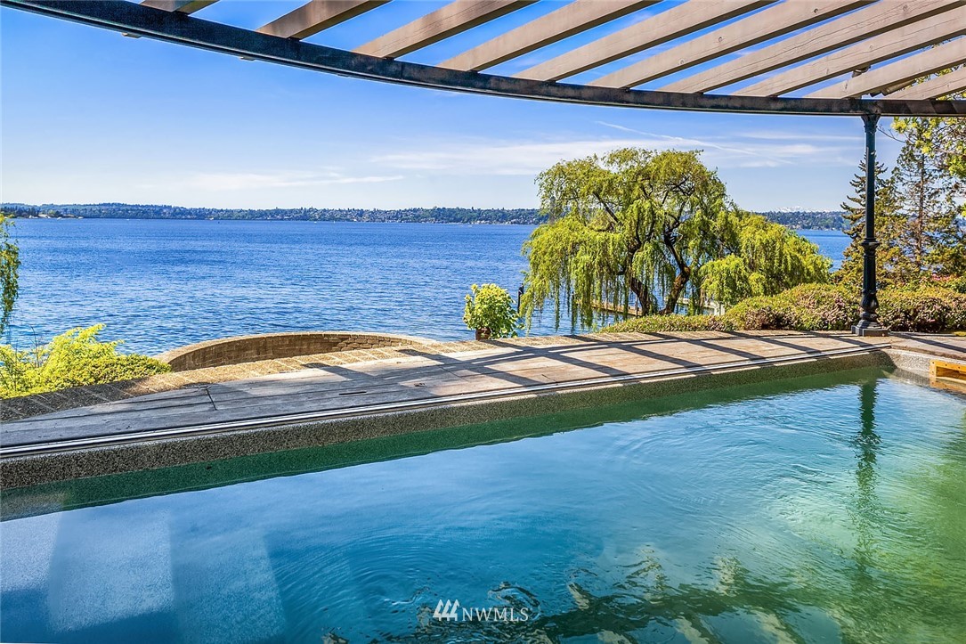 Undisclosed Address Bellevue, WA 98004 - Photo 13 of 25