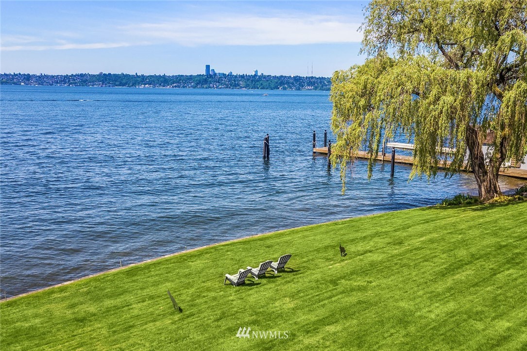 Undisclosed Address Bellevue, WA 98004 - Photo 18 of 25