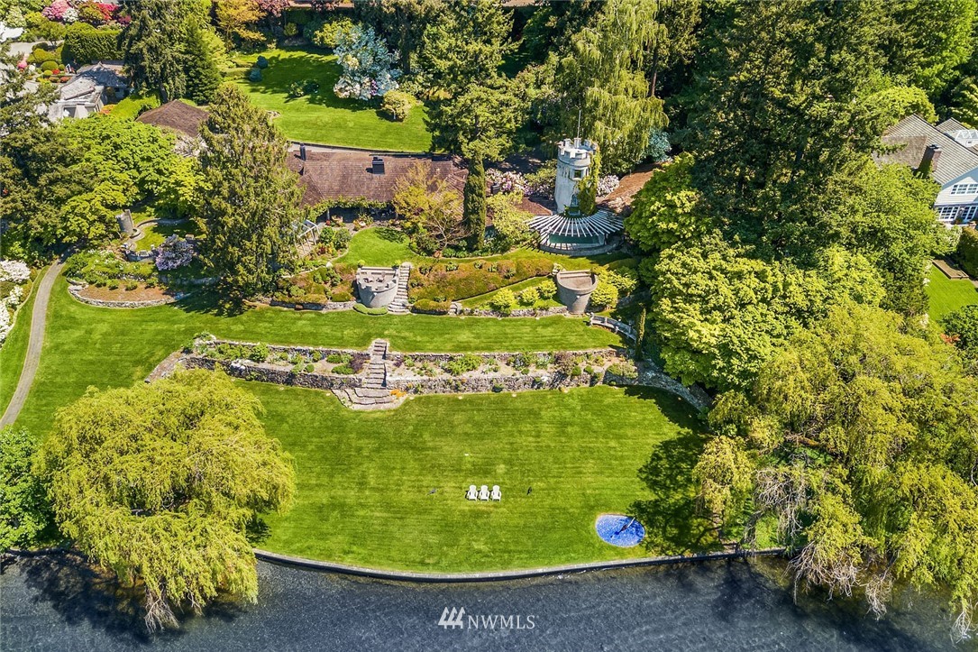 Undisclosed Address Bellevue, WA 98004 - Photo 3 of 25