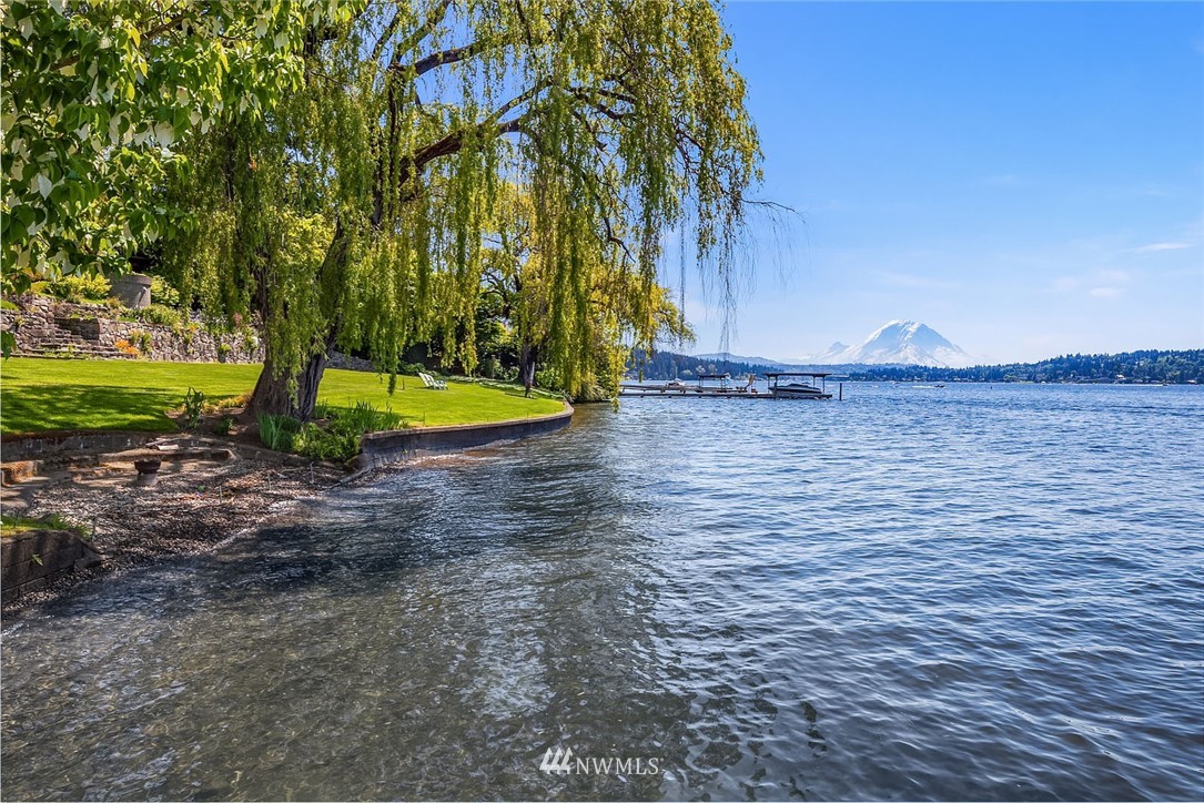 Undisclosed Address Bellevue, WA 98004 - Photo 21 of 25