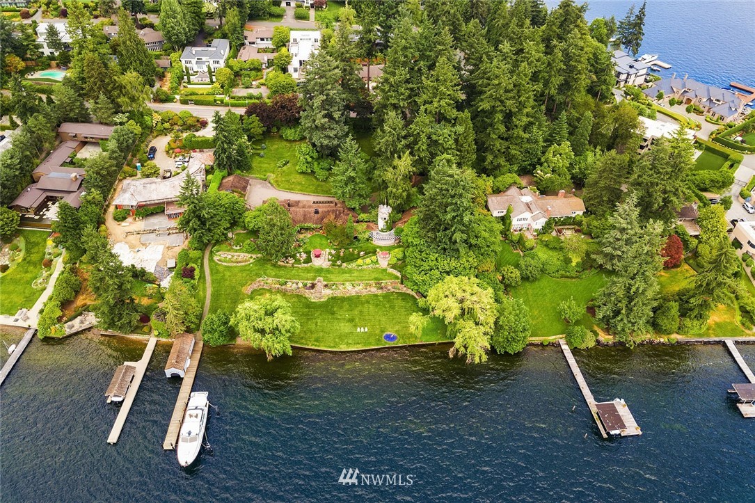 Undisclosed Address Bellevue, WA 98004 - Photo 23 of 25