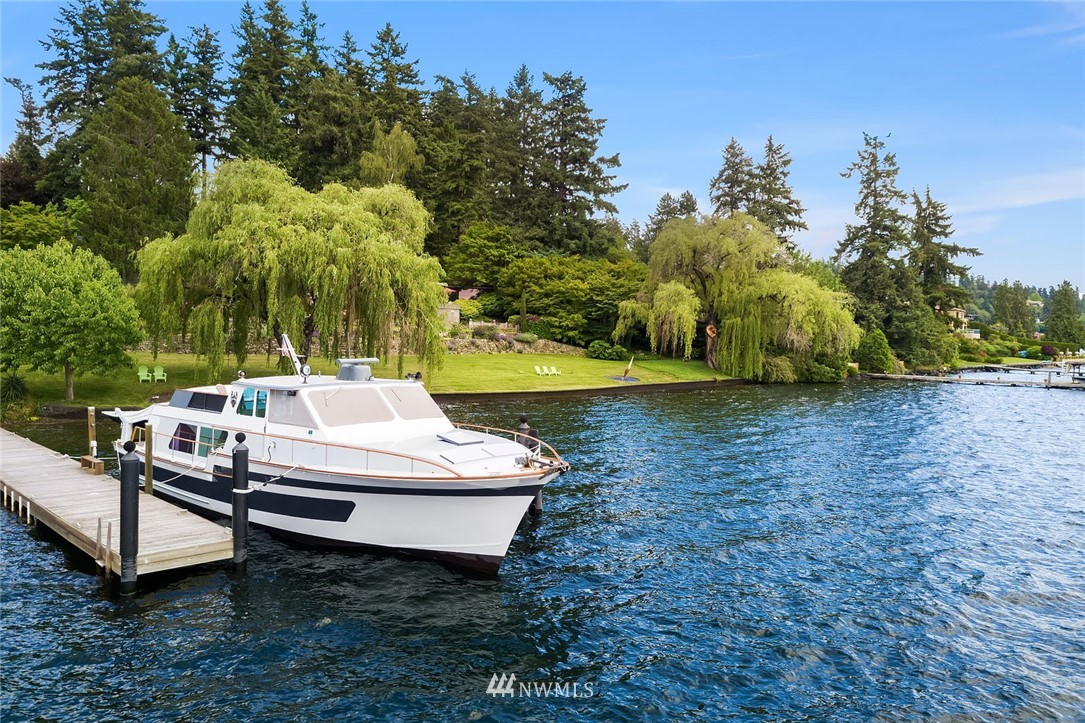 Undisclosed Address Bellevue, WA 98004 - Photo 25 of 25