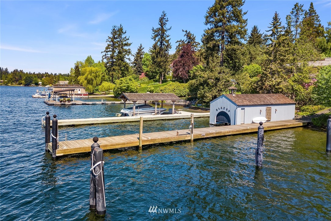 Undisclosed Address Bellevue, WA 98004 - Photo 5 of 25