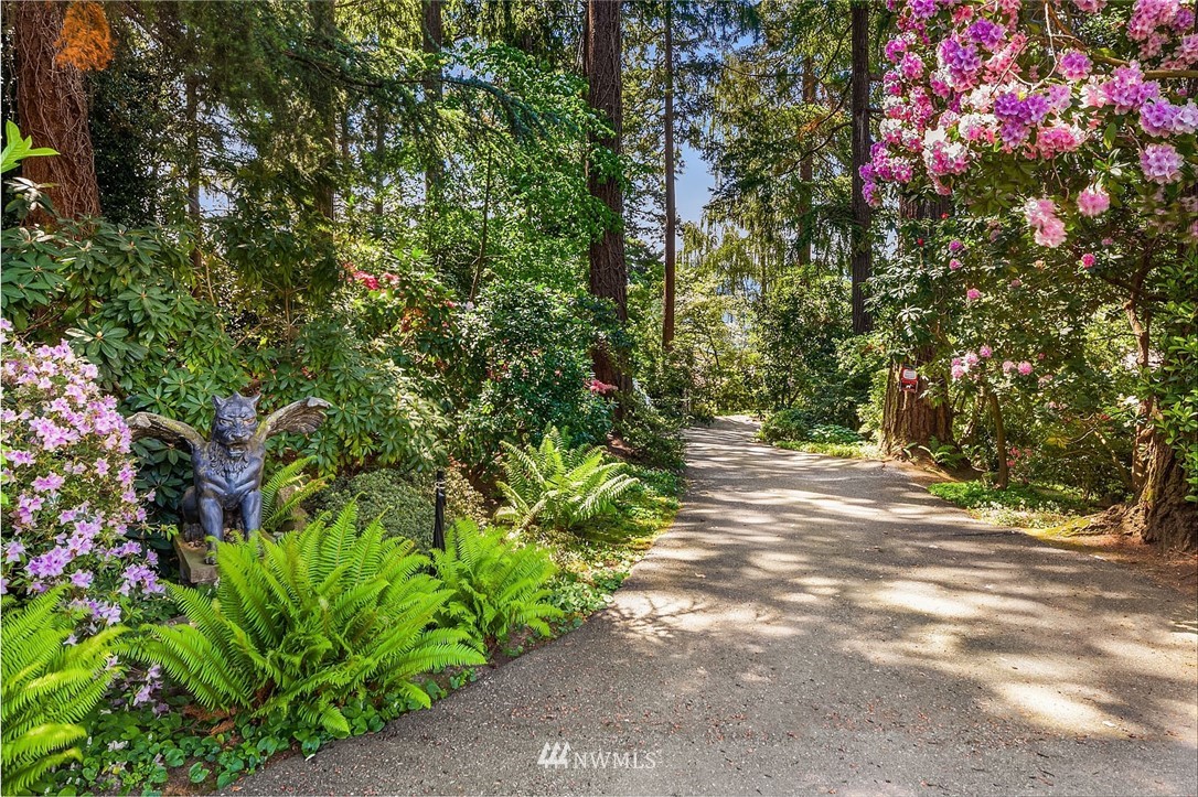 Undisclosed Address Bellevue, WA 98004 - Photo 7 of 25