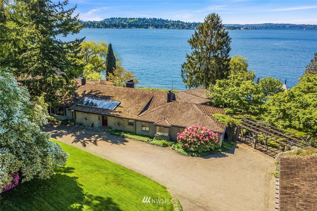 Undisclosed Address Bellevue, WA 98004 - Photo 9 of 25