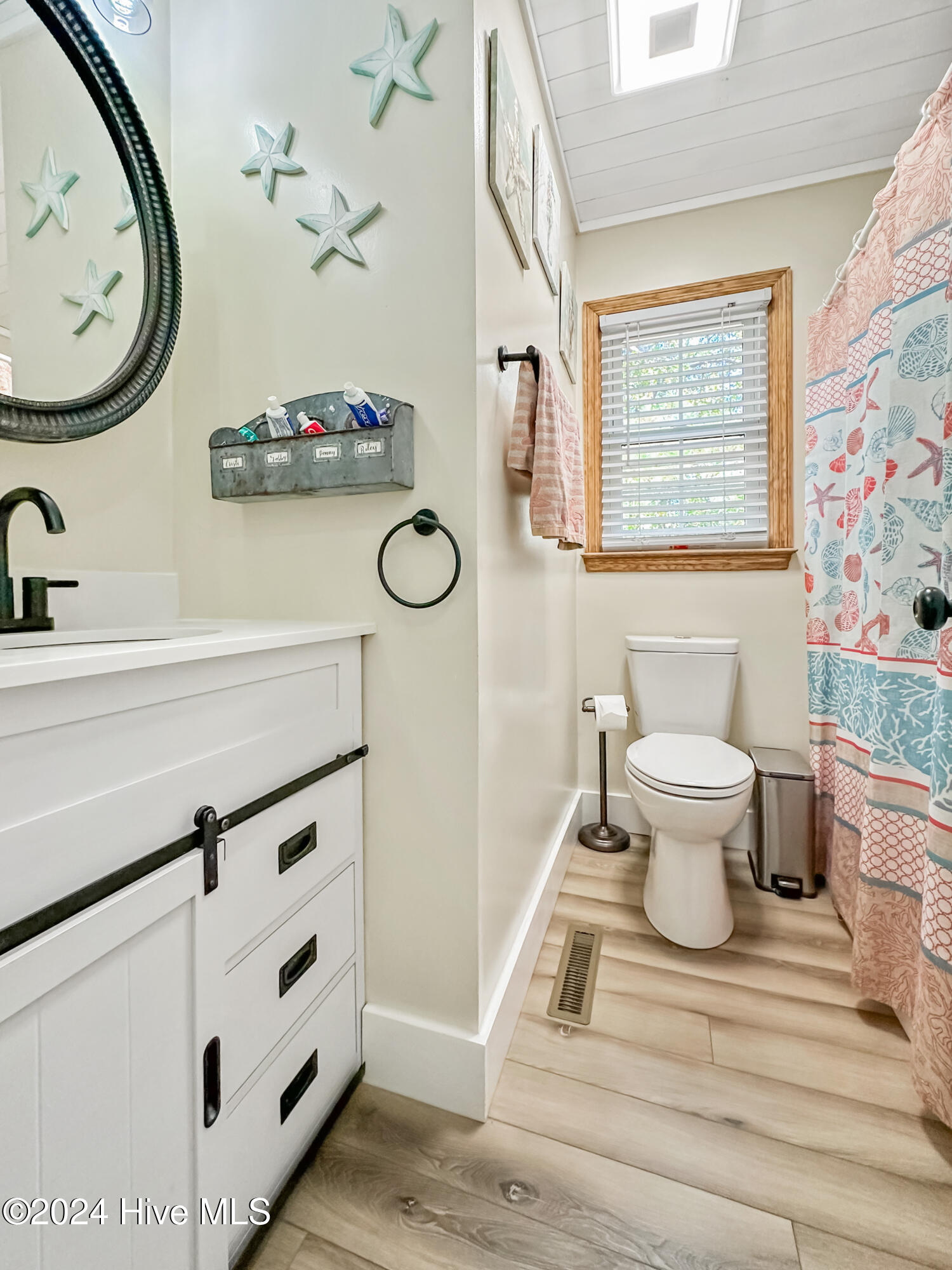 694 Haws Run Road Jacksonville, NC 28540 - Photo 24 of 49 Bathroom
