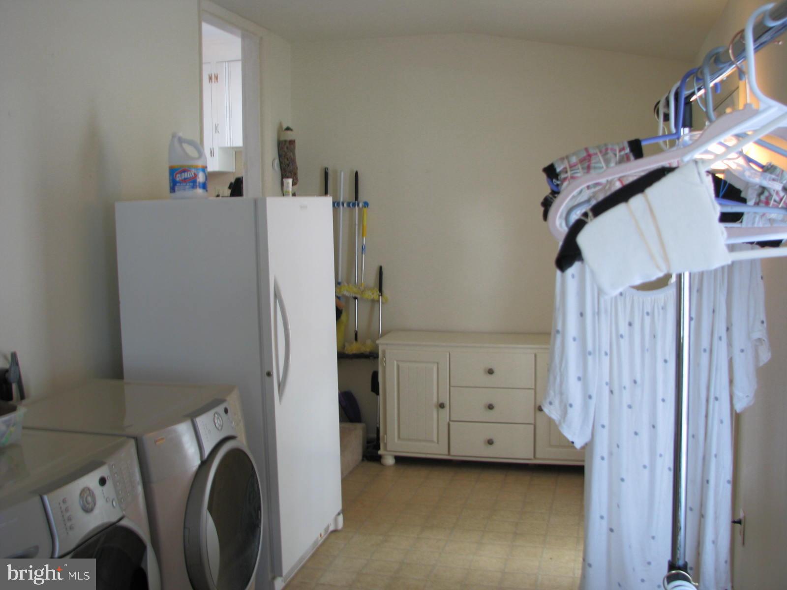 307 North Old Mill Road Dover, DE 19901 - Photo 14 of 19 Laundry
