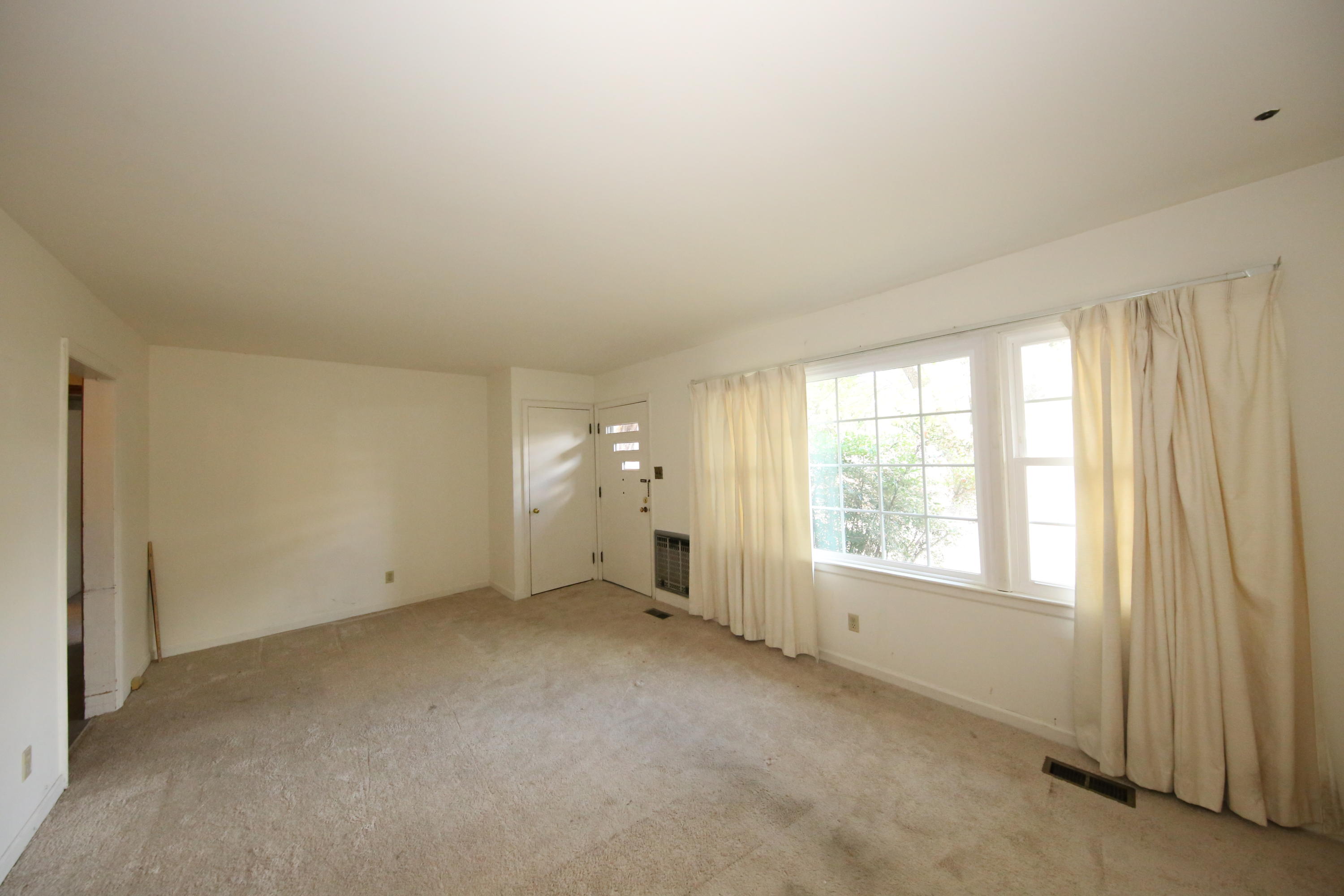 2313 Pleasant View Road Knoxville, TN 37914 - Photo 3 of 21 IMG_6593