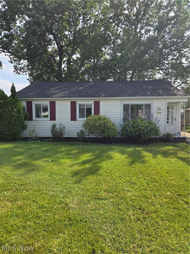 1024 Quentin Road Eastlake, OH 44095 - Photo 1 of 14