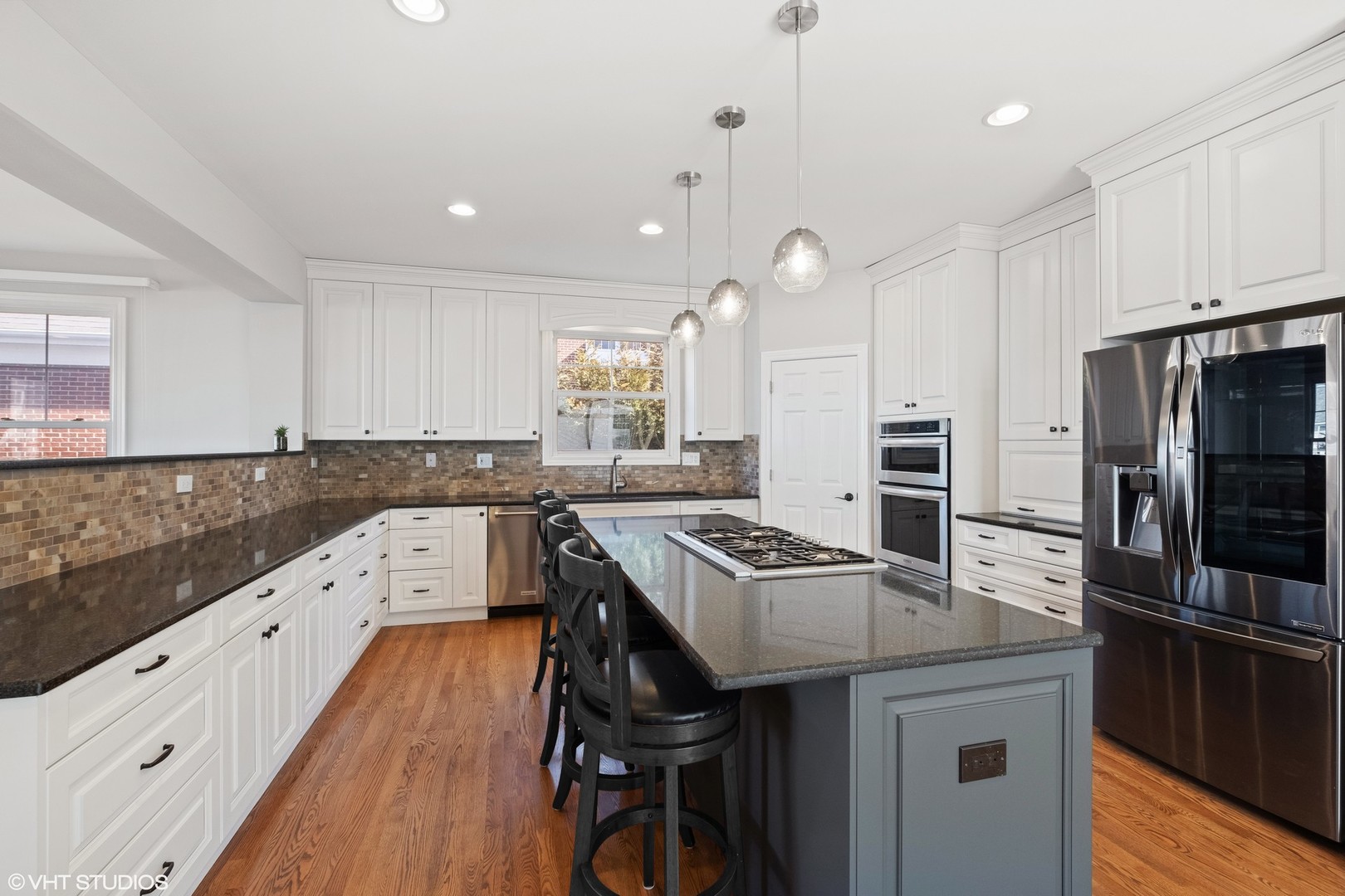 2236 Fielding Drive Glenview, IL 60026 - Photo 6 of 14