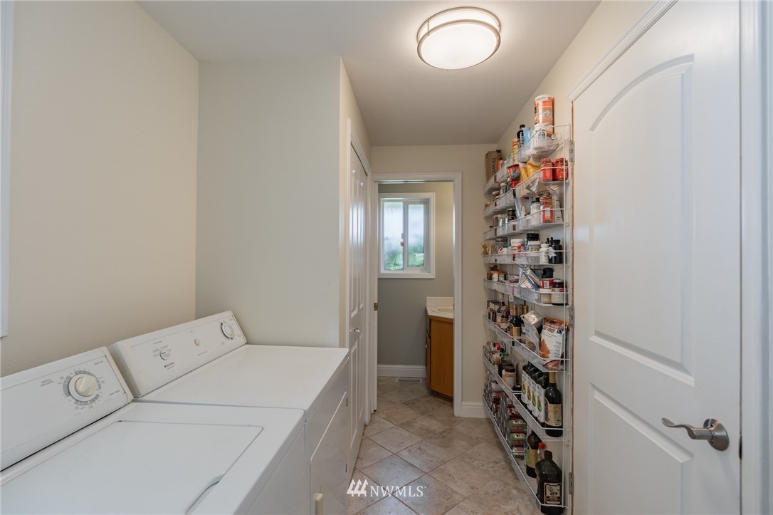 1112 Ridgeway Drive Lynden, WA 98264 - Photo 14 of 40 Gallery Image 14