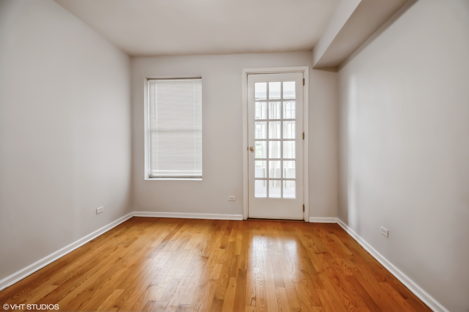 1516 East Marquette Road, Unit 2E Chicago, IL 60637 - Photo 11 of 14