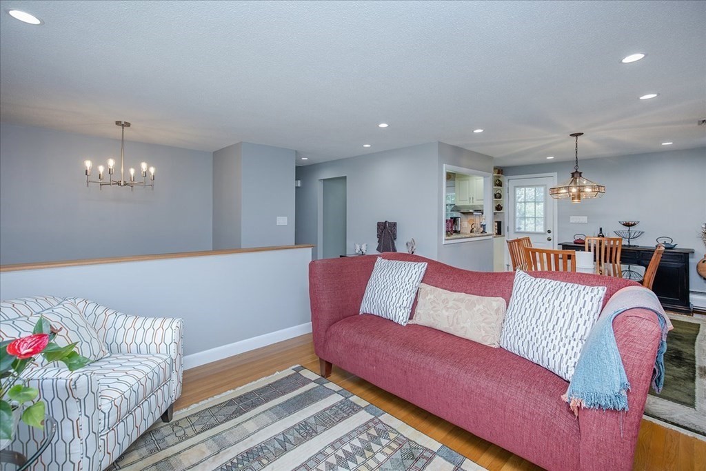 92 Greenwood Road Andover, MA 01810 - Photo 13 of 36 Gallery Image 13