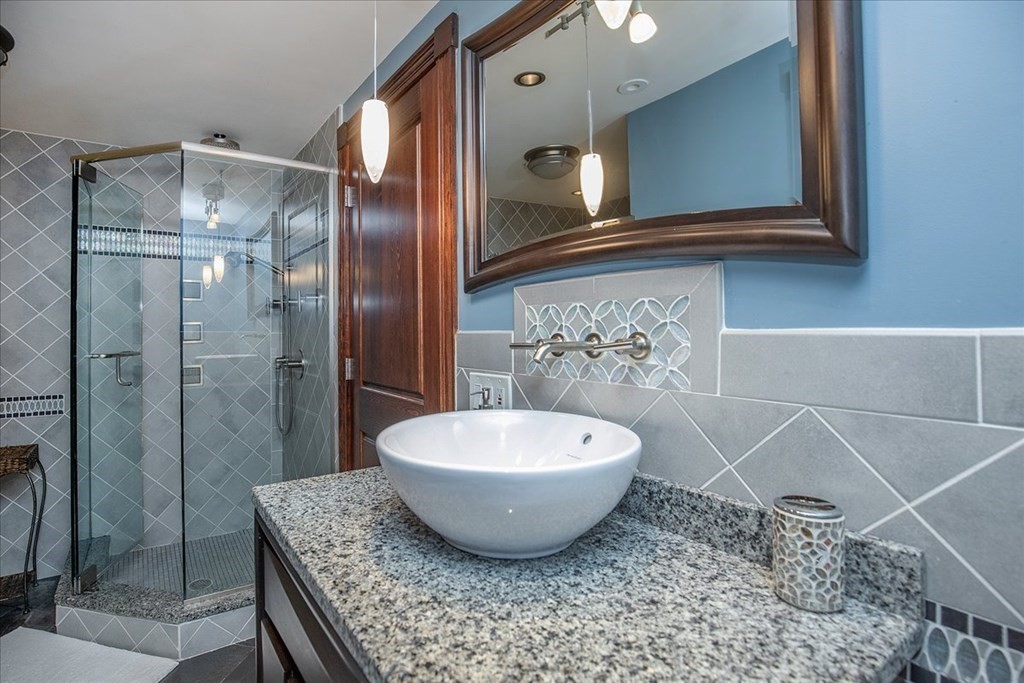 92 Greenwood Road Andover, MA 01810 - Photo 19 of 36 Gallery Image 19