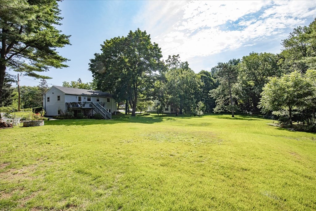 92 Greenwood Road Andover, MA 01810 - Photo 29 of 36 Gallery Image 29
