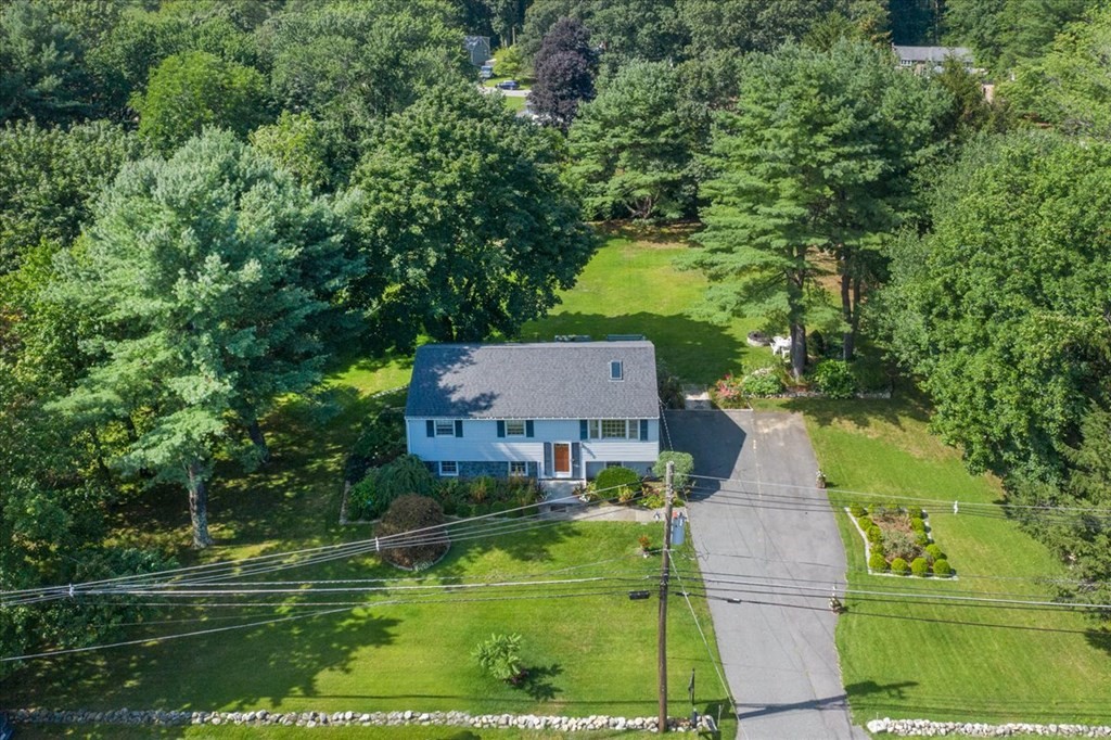 92 Greenwood Road Andover, MA 01810 - Photo 32 of 36 Gallery Image 32