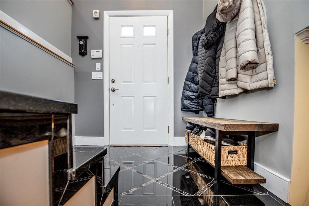 92 Greenwood Road Andover, MA 01810 - Photo 5 of 36 Gallery Image 5