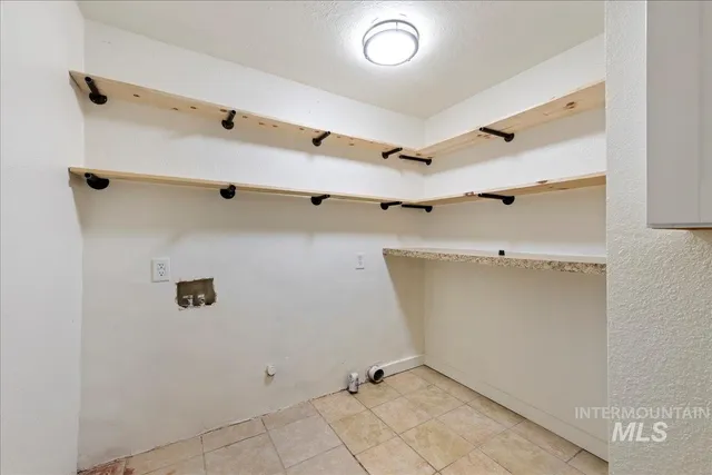 $599,000 | 14490-14492 Sand Hollow Road, Caldwell, ID 83607