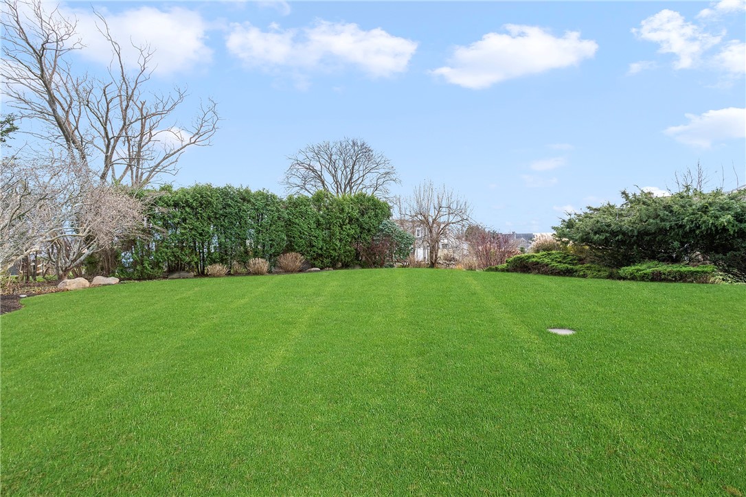 5 Upland Road Westerly, RI 02891 - Photo 38 of 43 Gallery Image 38