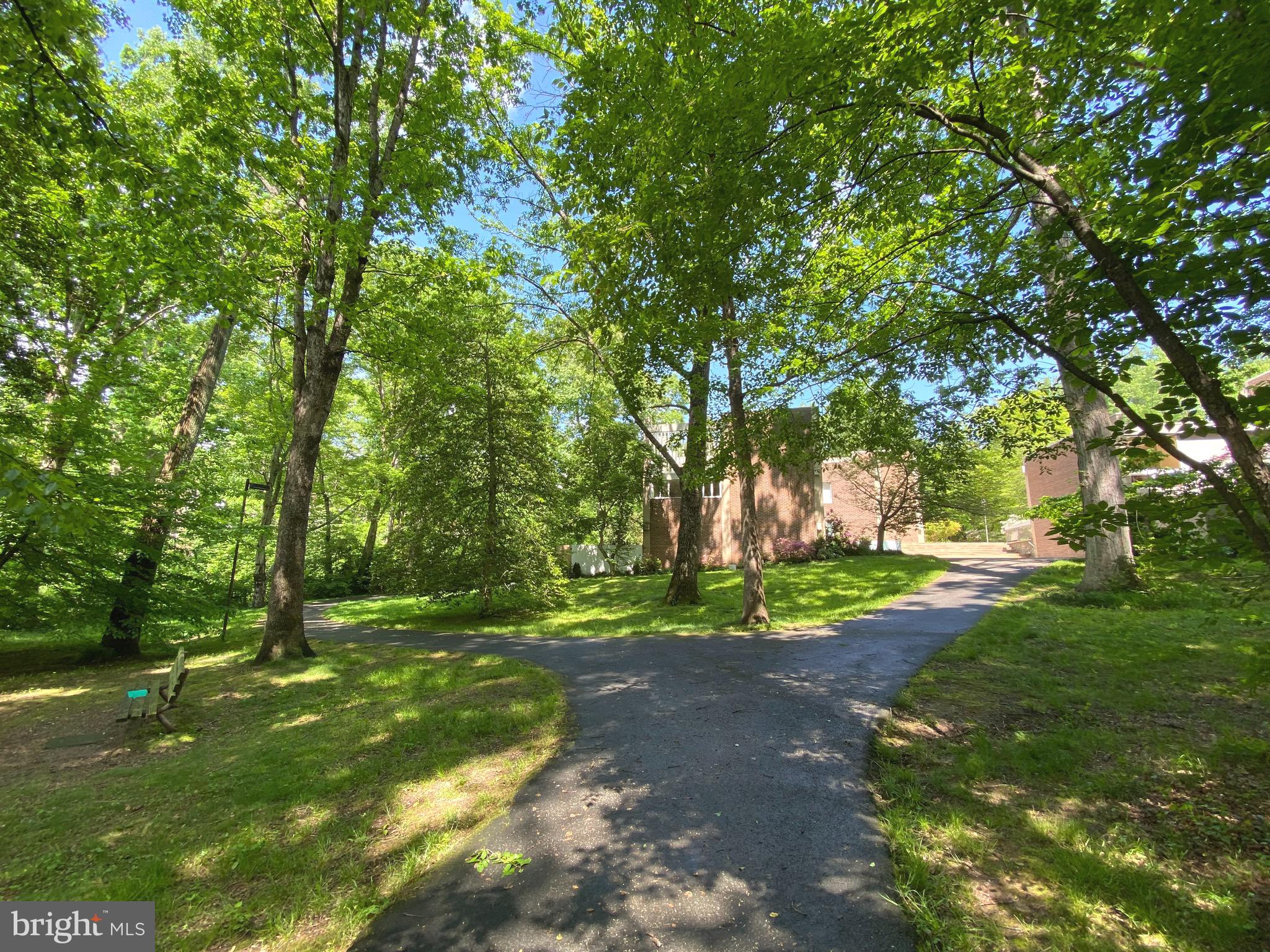 11509 Maple Ridge Road Reston, VA 20190 - Photo 36 of 51 Gallery Image 36