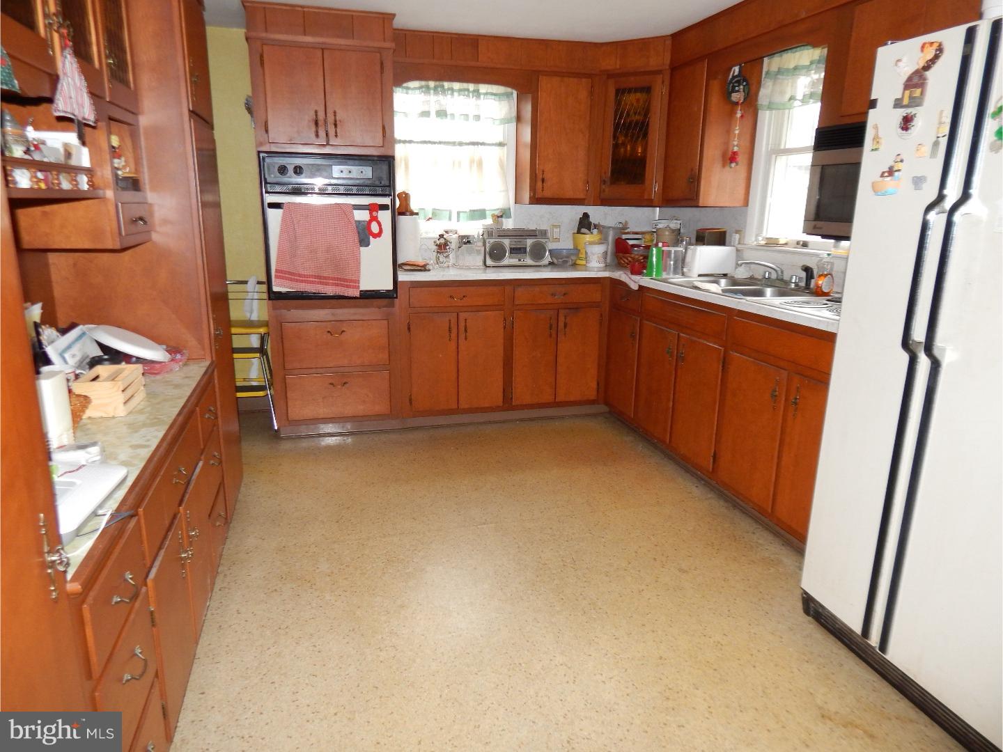 129 Barto Road Barto, PA 19504 - Photo 3 of 12 Gallery Image 3