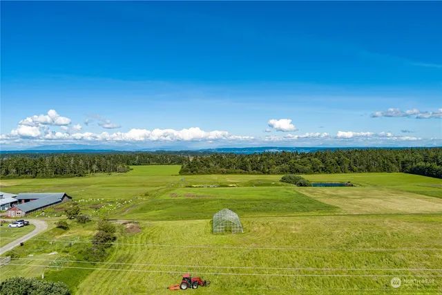$2,665,000 | 886 West Beach Road, Coupeville, WA 98239