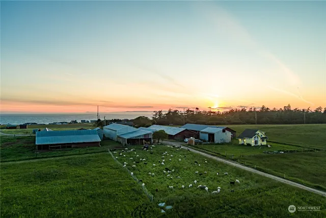 $2,665,000 | 886 West Beach Road, Coupeville, WA 98239