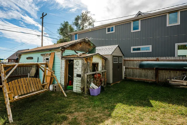 $352,000 | 631 North Adams Avenue, Buffalo, WY 82834