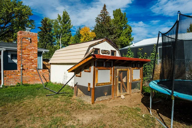 $352,000 | 631 North Adams Avenue, Buffalo, WY 82834