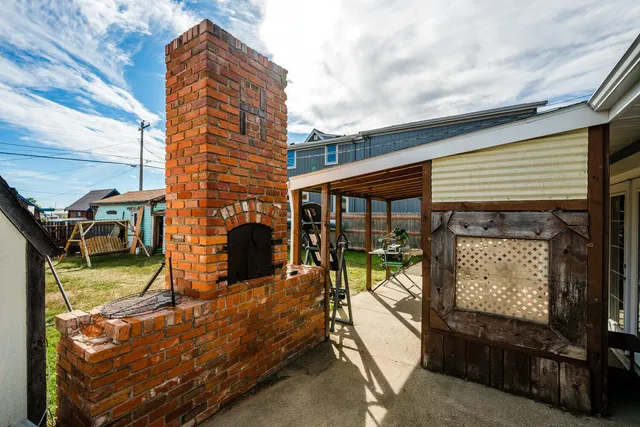 $352,000 | 631 North Adams Avenue, Buffalo, WY 82834