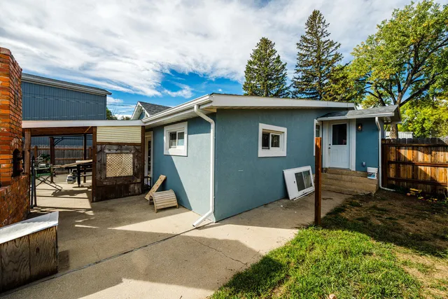 $352,000 | 631 North Adams Avenue, Buffalo, WY 82834