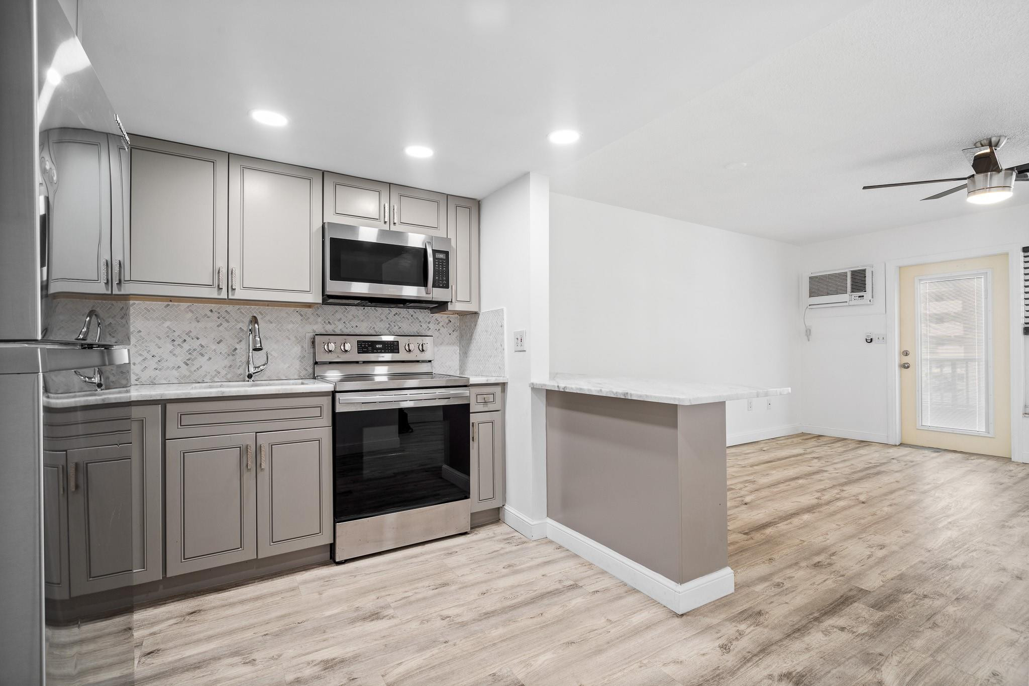 1110 North Riverside Drive, Unit 20 Pompano Beach, FL 33062 - Photo 16 of 34 Photo 16