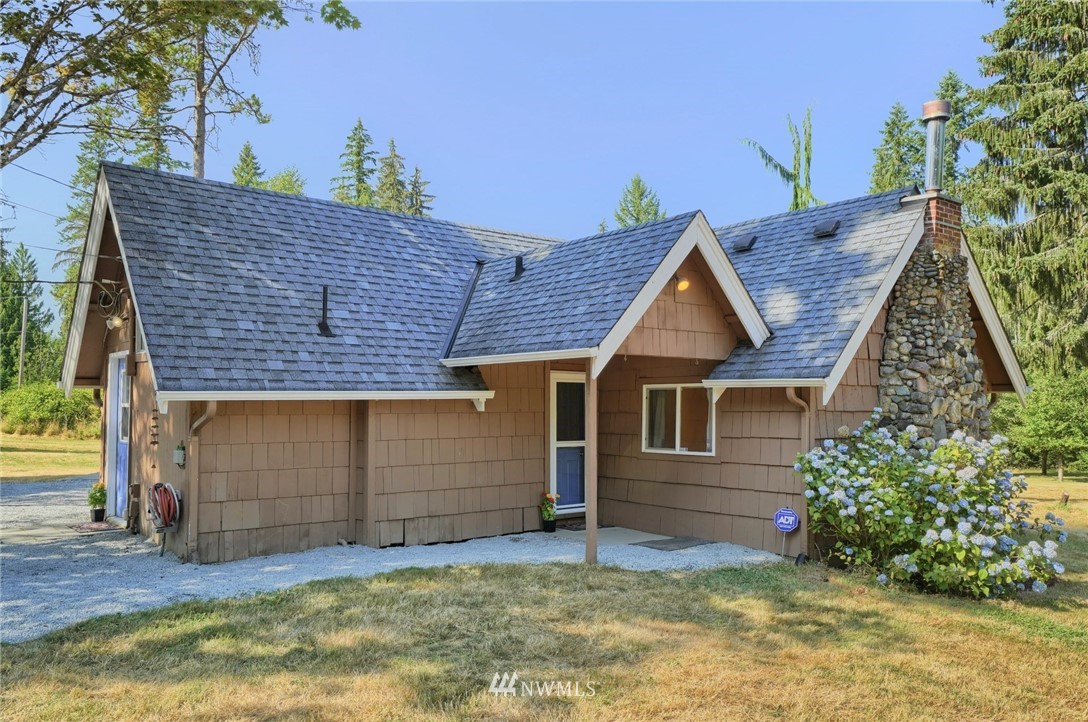 6012 Robe Menzel Road Granite Falls, WA 98252 - Photo 1 of 25