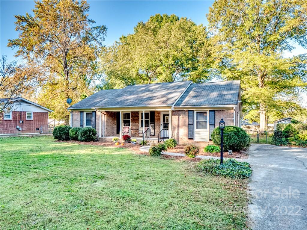 1408 Huntingdon Road Kannapolis, NC 28081 - Photo 2 of 29 Gallery Image 2