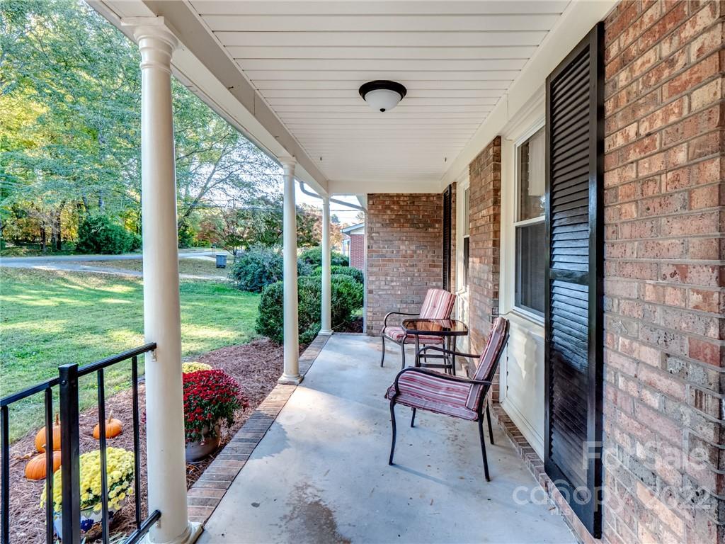 1408 Huntingdon Road Kannapolis, NC 28081 - Photo 4 of 29 Gallery Image 4