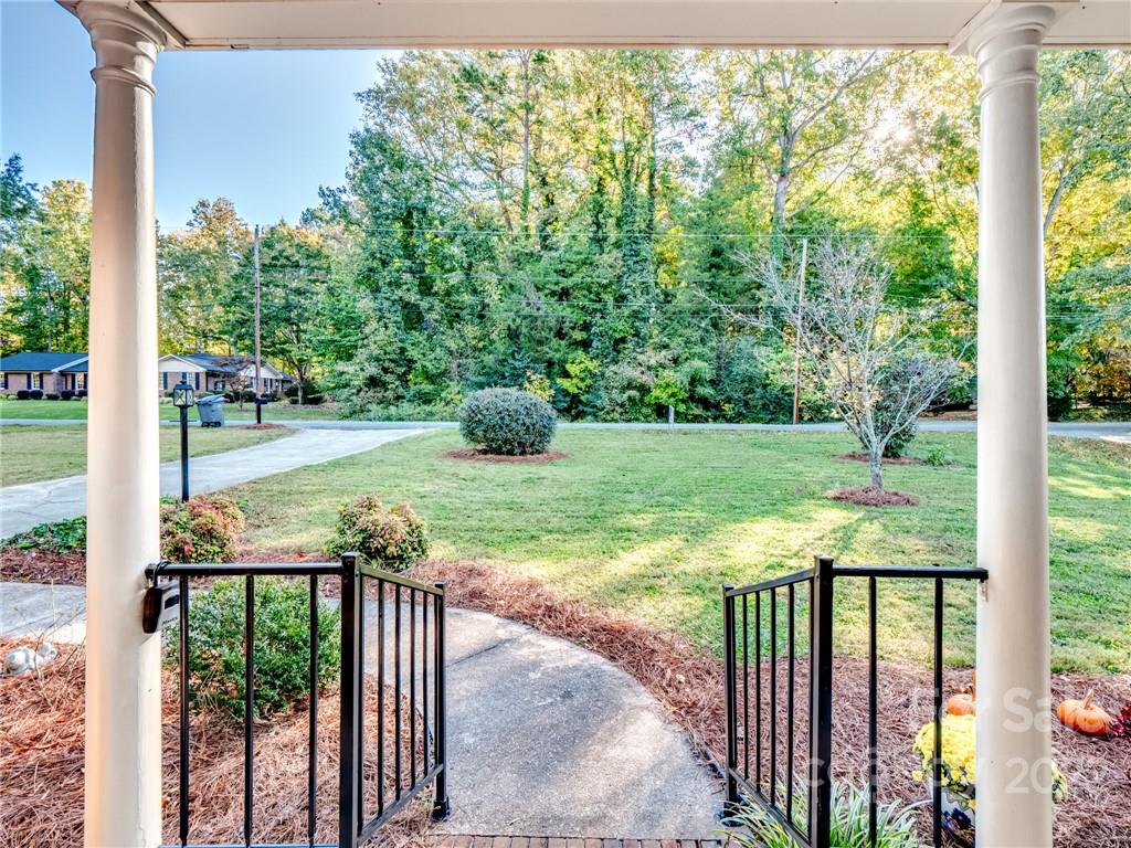 1408 Huntingdon Road Kannapolis, NC 28081 - Photo 5 of 29 Gallery Image 5