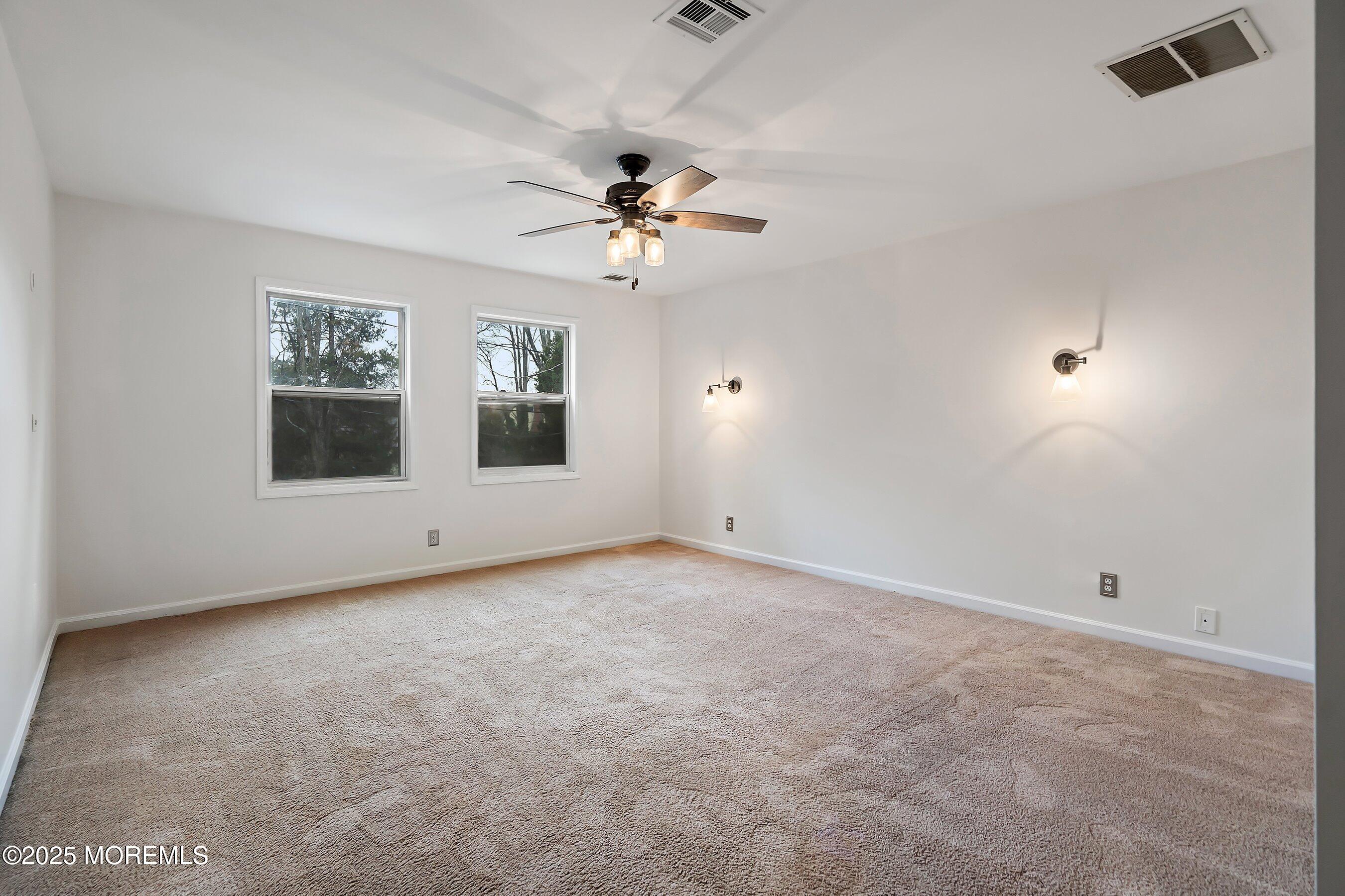 10 Freewood Street Howell, NJ 07731 - Photo 19 of 33 19-Bed 1