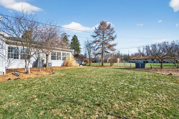 $389,900 | 829 Thorntree Boulevard, Jackson, MI 49203