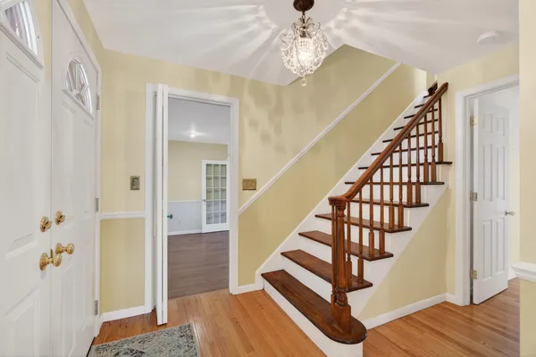 $389,900 | 829 Thorntree Boulevard, Jackson, MI 49203