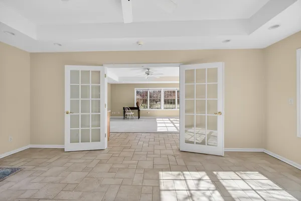 $389,900 | 829 Thorntree Boulevard, Jackson, MI 49203