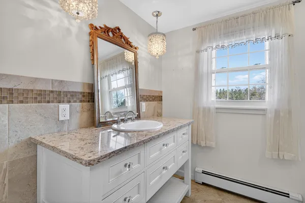 $389,900 | 829 Thorntree Boulevard, Jackson, MI 49203