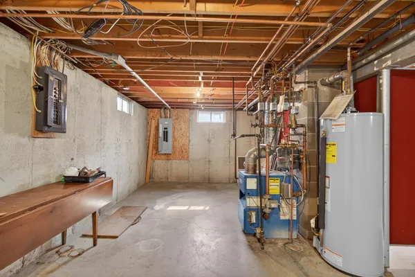 $389,900 | 829 Thorntree Boulevard, Jackson, MI 49203