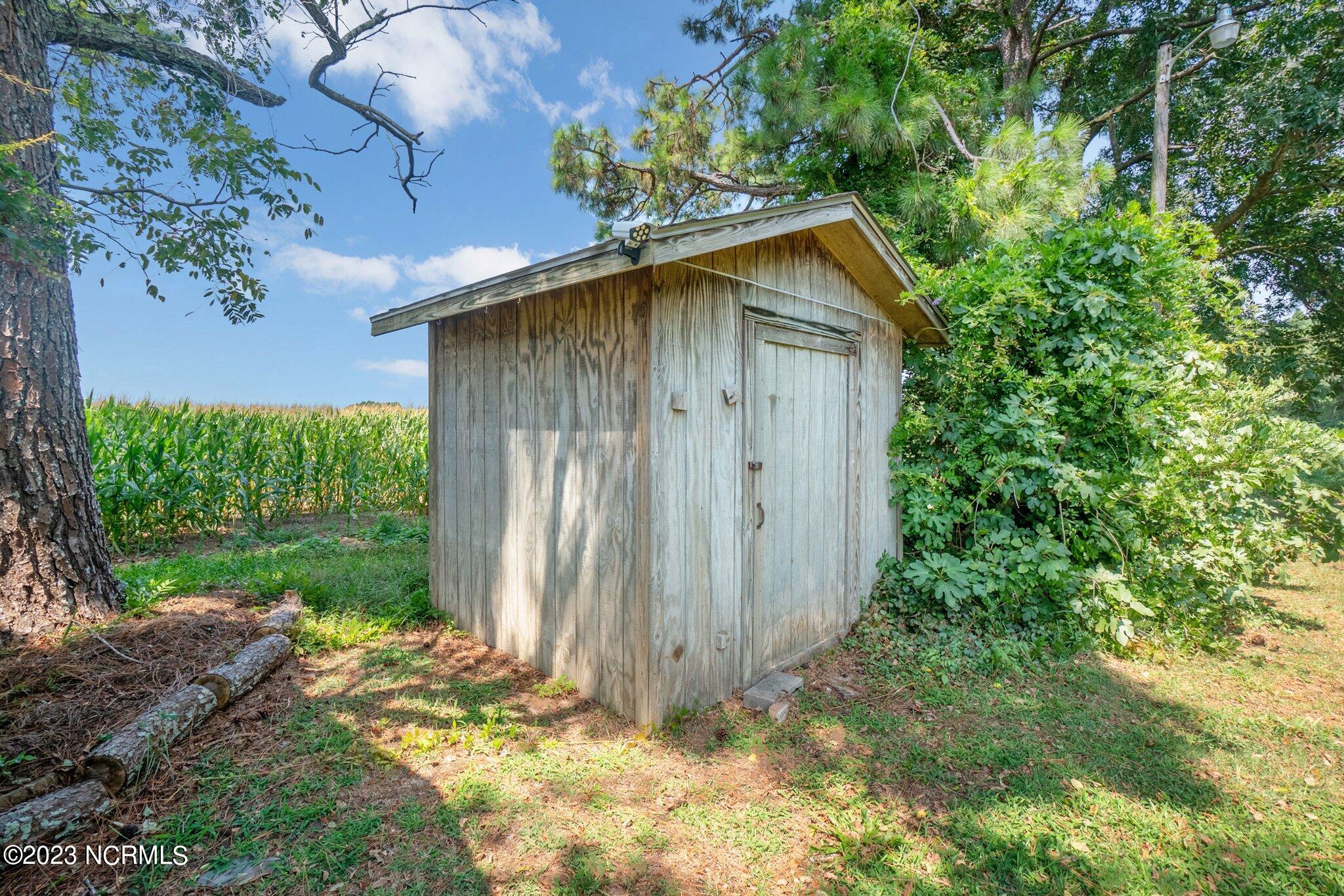 325 Cross Road Roper, NC 27970 - Photo 27 of 28 Additional Out Building