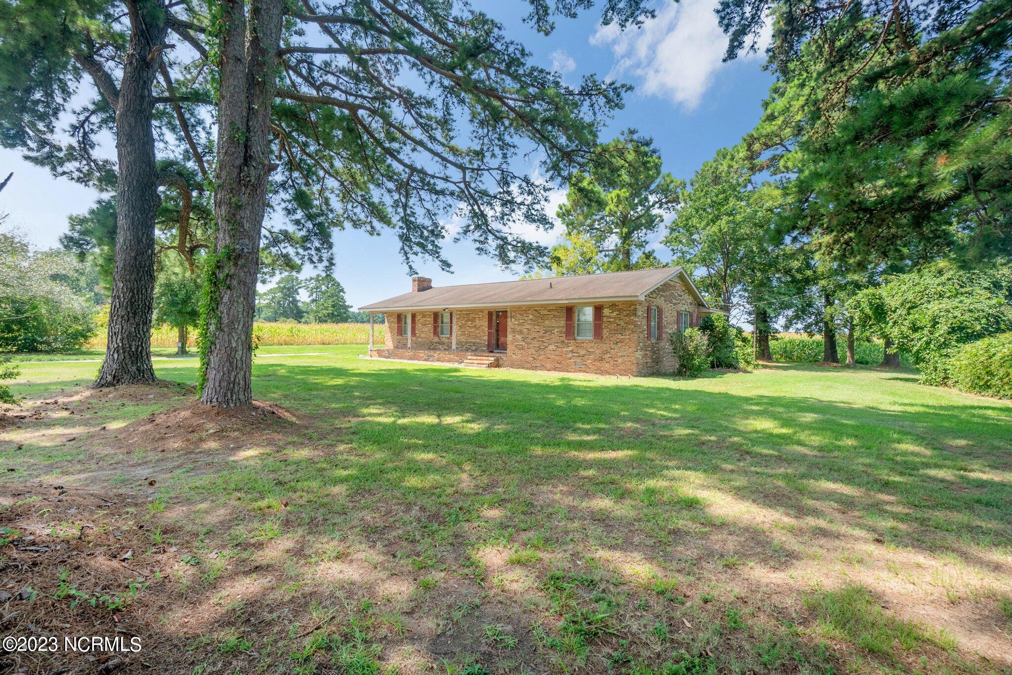 325 Cross Road Roper, NC 27970 - Photo 4 of 28 4-web-or-mls-Done-1