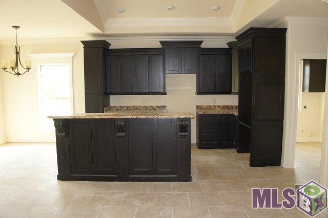 119 Rue Saint Courtney Houma, LA 70360 - Photo 2 of 7 Kitchen 1