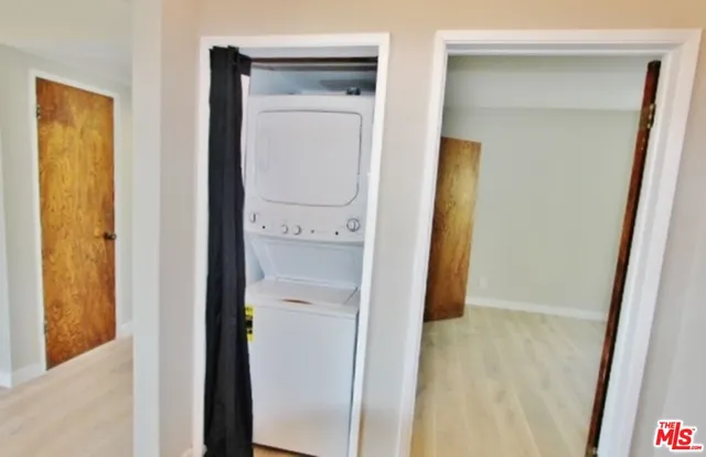 $2,475,000 | 372 Pershing Drive, Playa del Rey, CA 90293